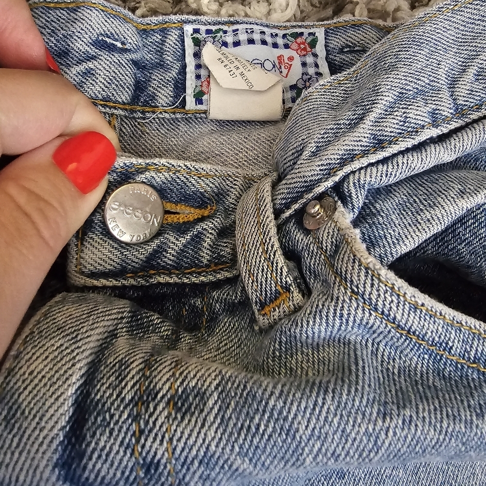 Vintage Sasson Girls Highwaisted Jean Denim Shorts With Raw Hem Size 14 - Picture 2 of 7